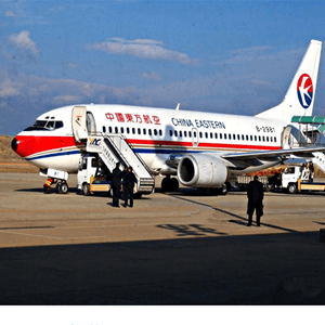 广州机场物流航空快运业稳步发展的原因是什么？